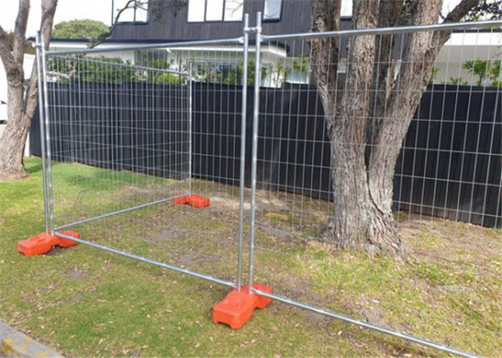 4.0mm Australia 50x250mm Galvanized Temporary Fence Panels For Construction