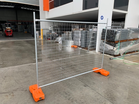 ISO9001 2.1m Tall Construction Site Security Fencing Portable