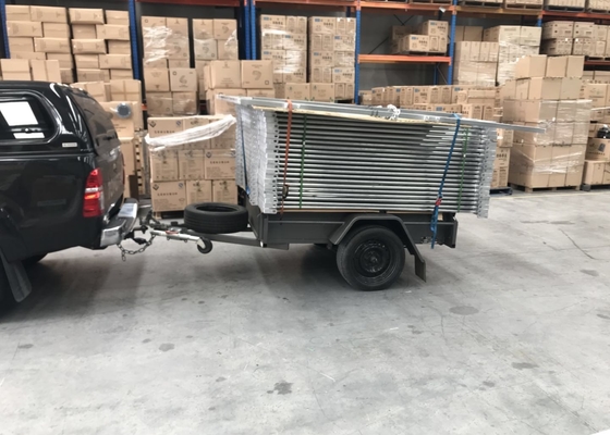 OEM 2100x1800mm Heavy Duty Cattle Panel With 5 Rail